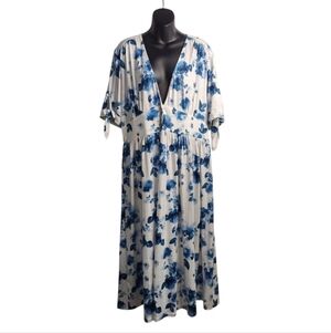 Rebdolls Women Dress Plus Size 1X Blue White Foral V-neck Shortsleeve Stretch
